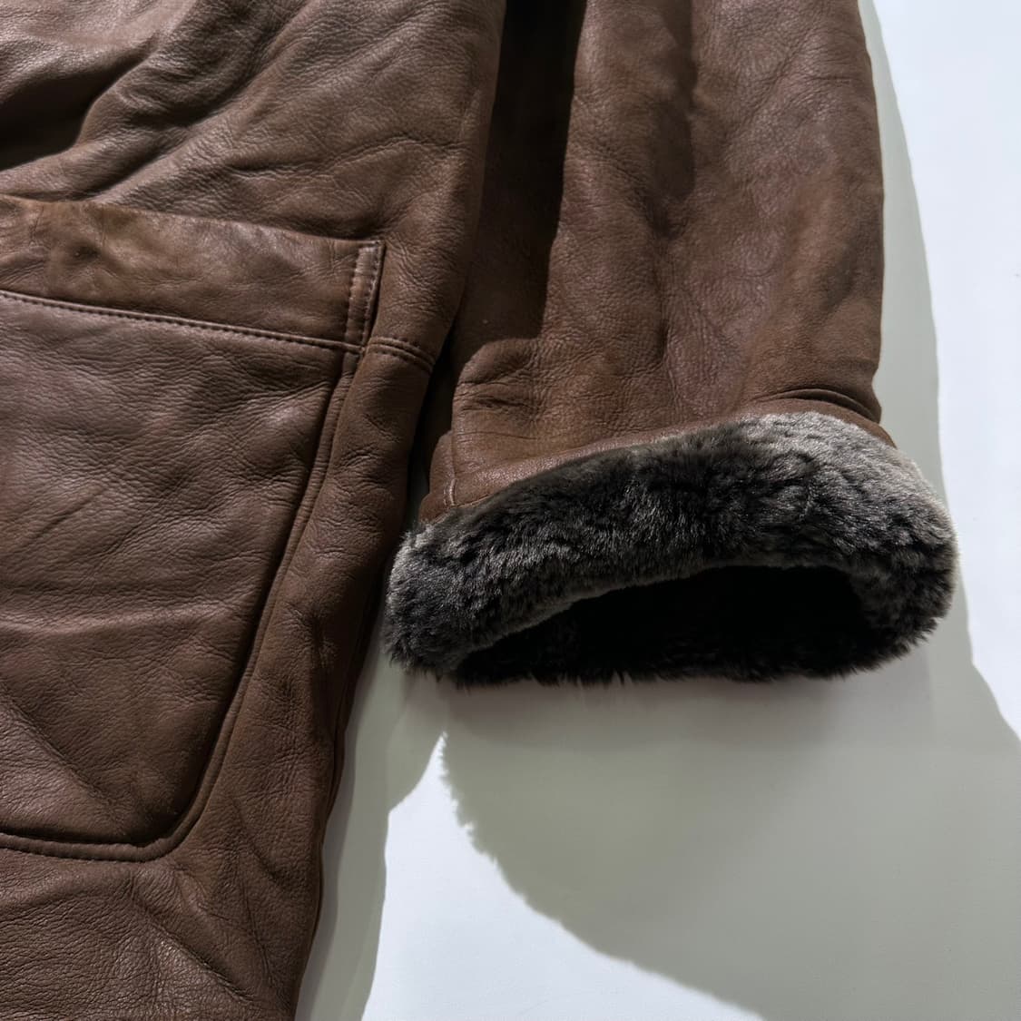 입생로랑 램스킨 양가죽 무스탕 싱글 자켓 상품이미지7