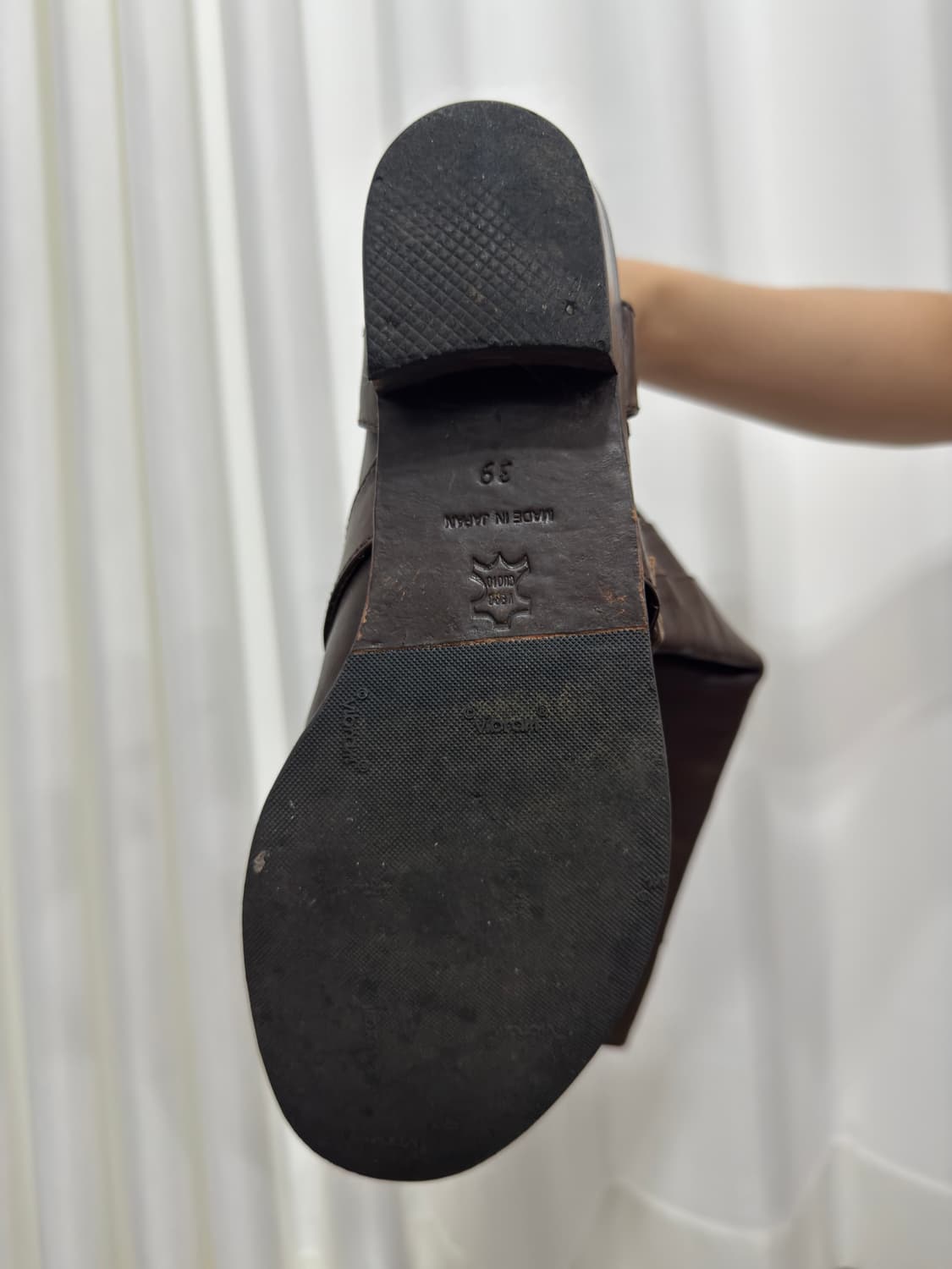 vibram brown buckle leather boots 상품이미지5
