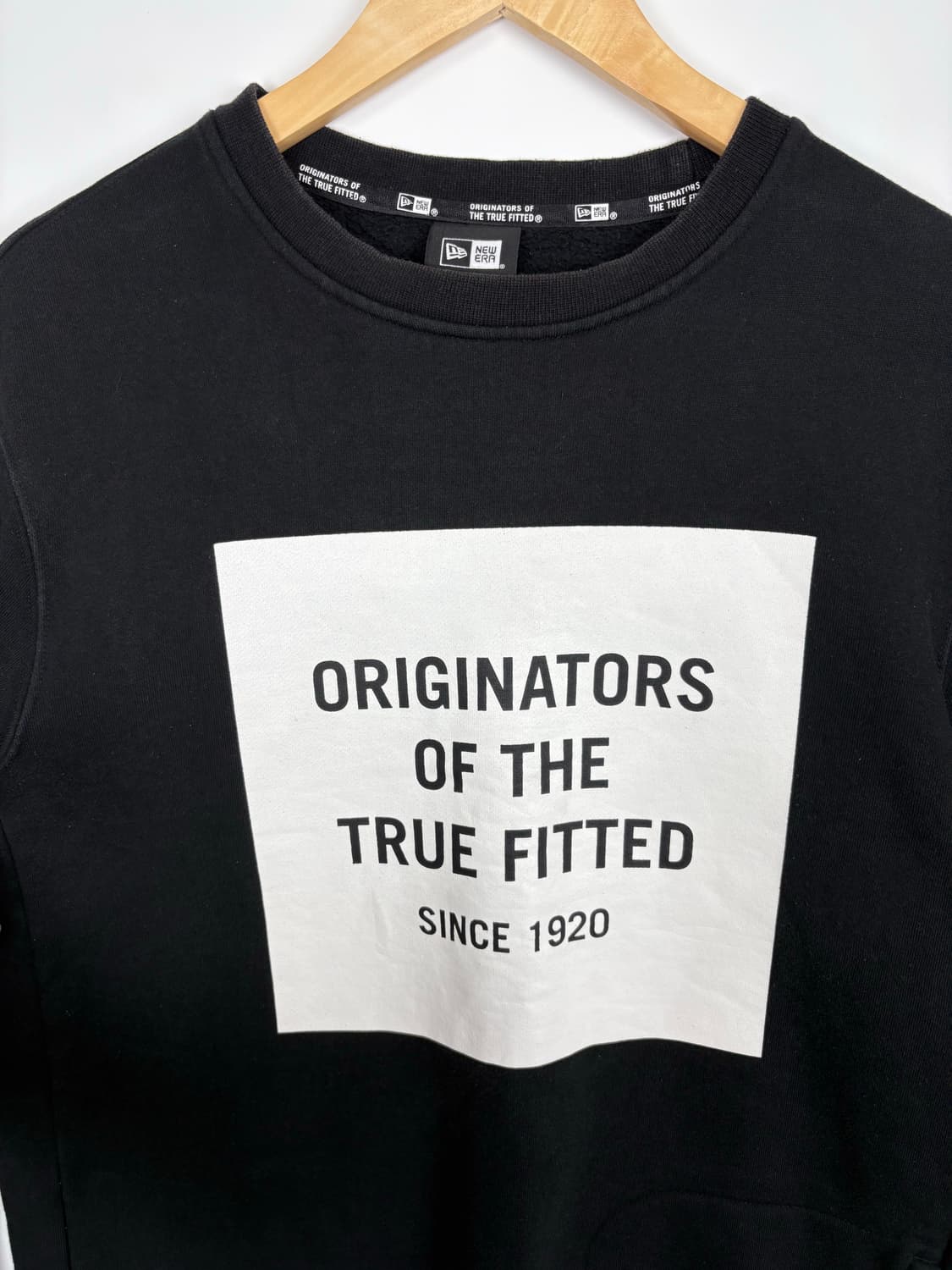 뉴에라 남성 맨투맨 상품이미지2