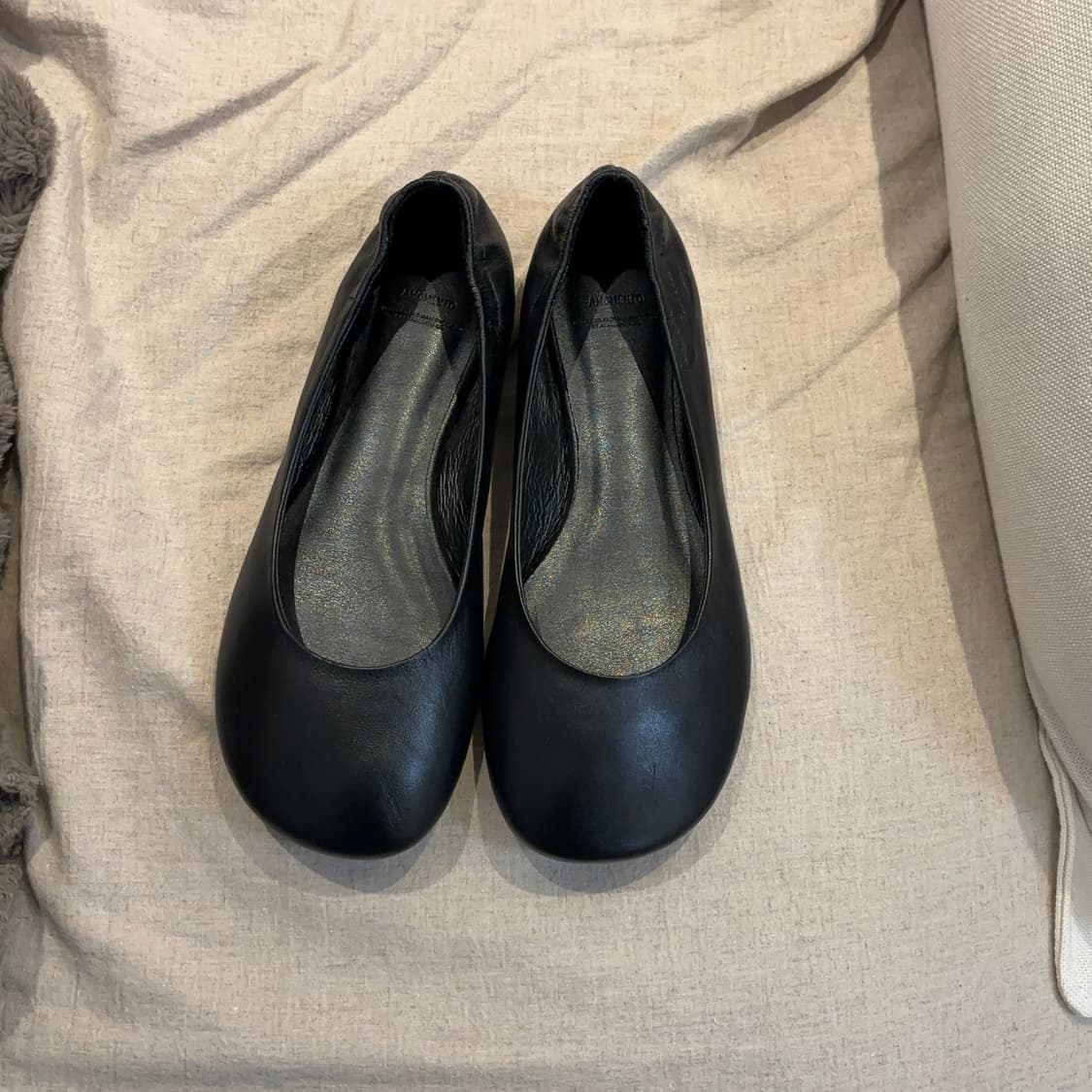 아모멘토 21ss 플랫슈즈 새상품 230 상품이미지3