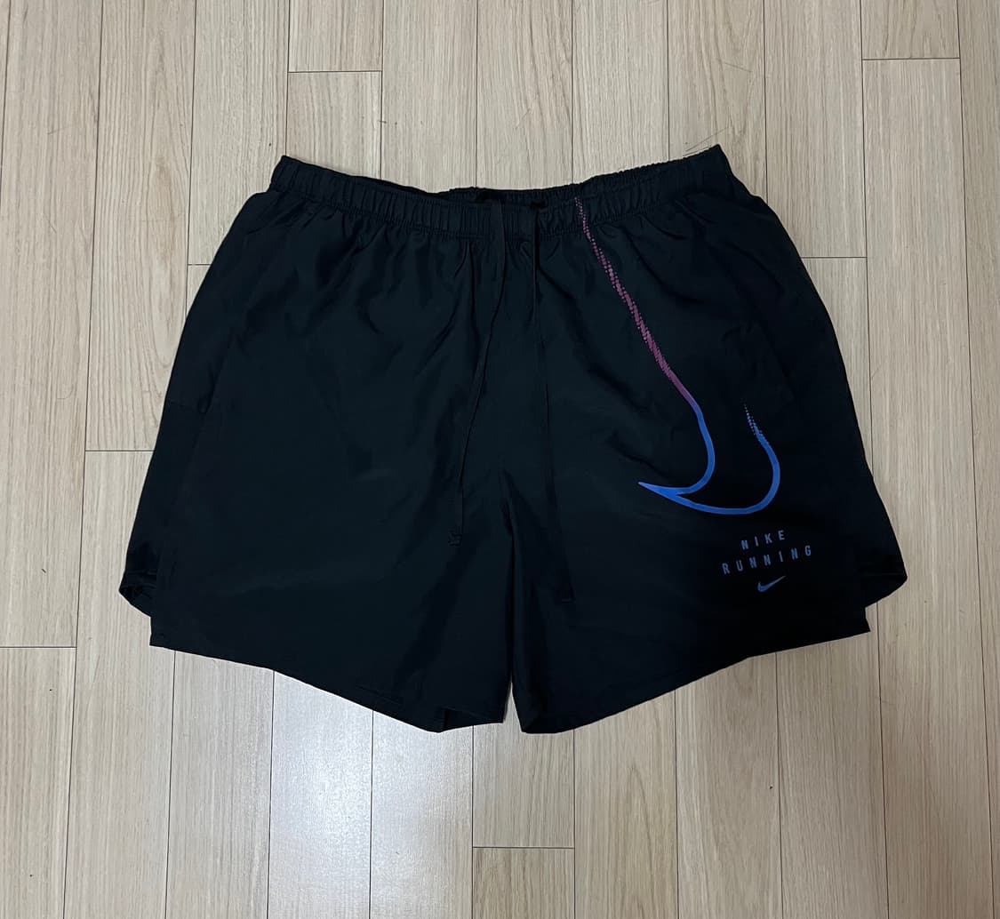 나이키 러닝 반바지 상품이미지3