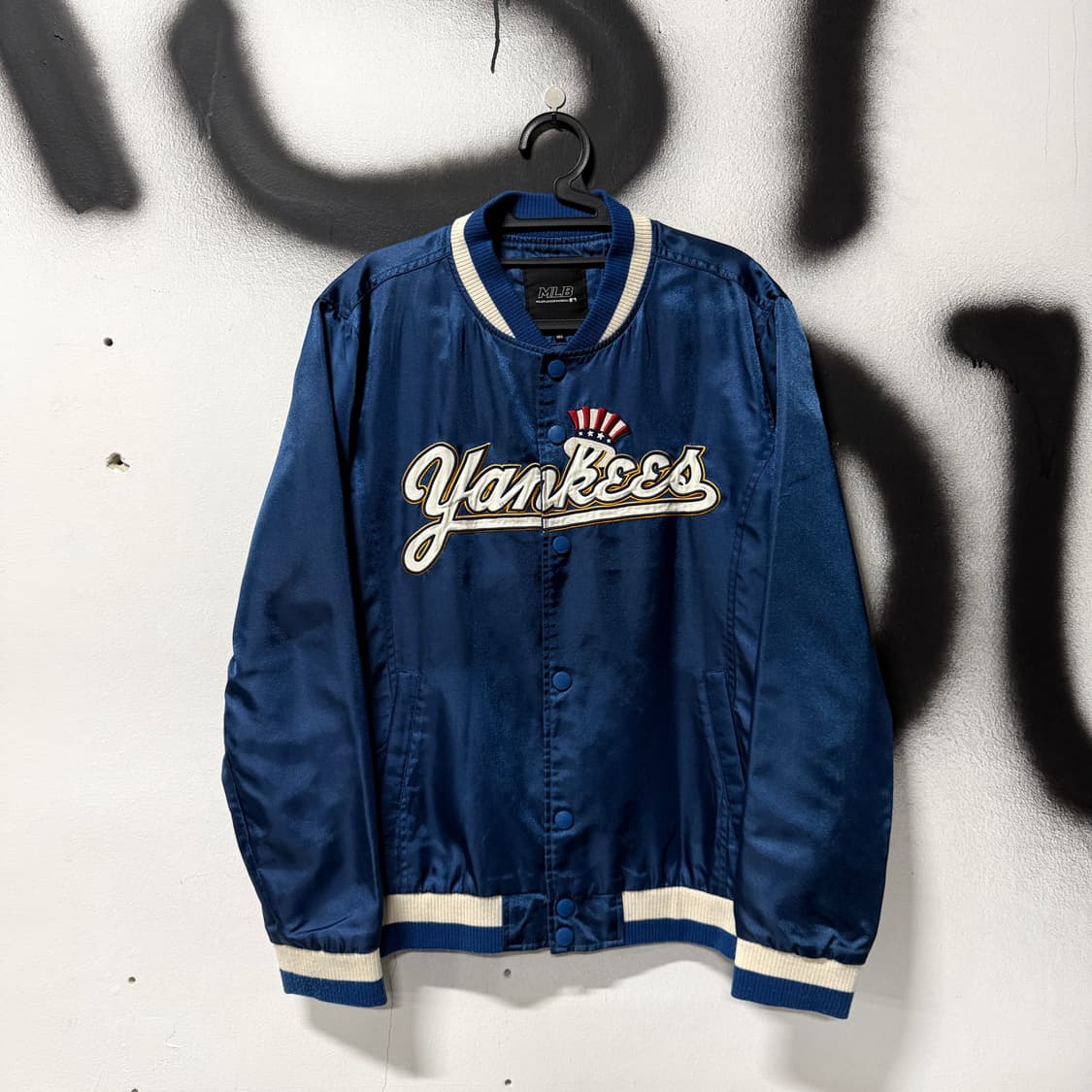 MLB 뉴욕 양키스 올드스쿨 배색 사틴 베이스볼 바시티 자켓 상품이미지1