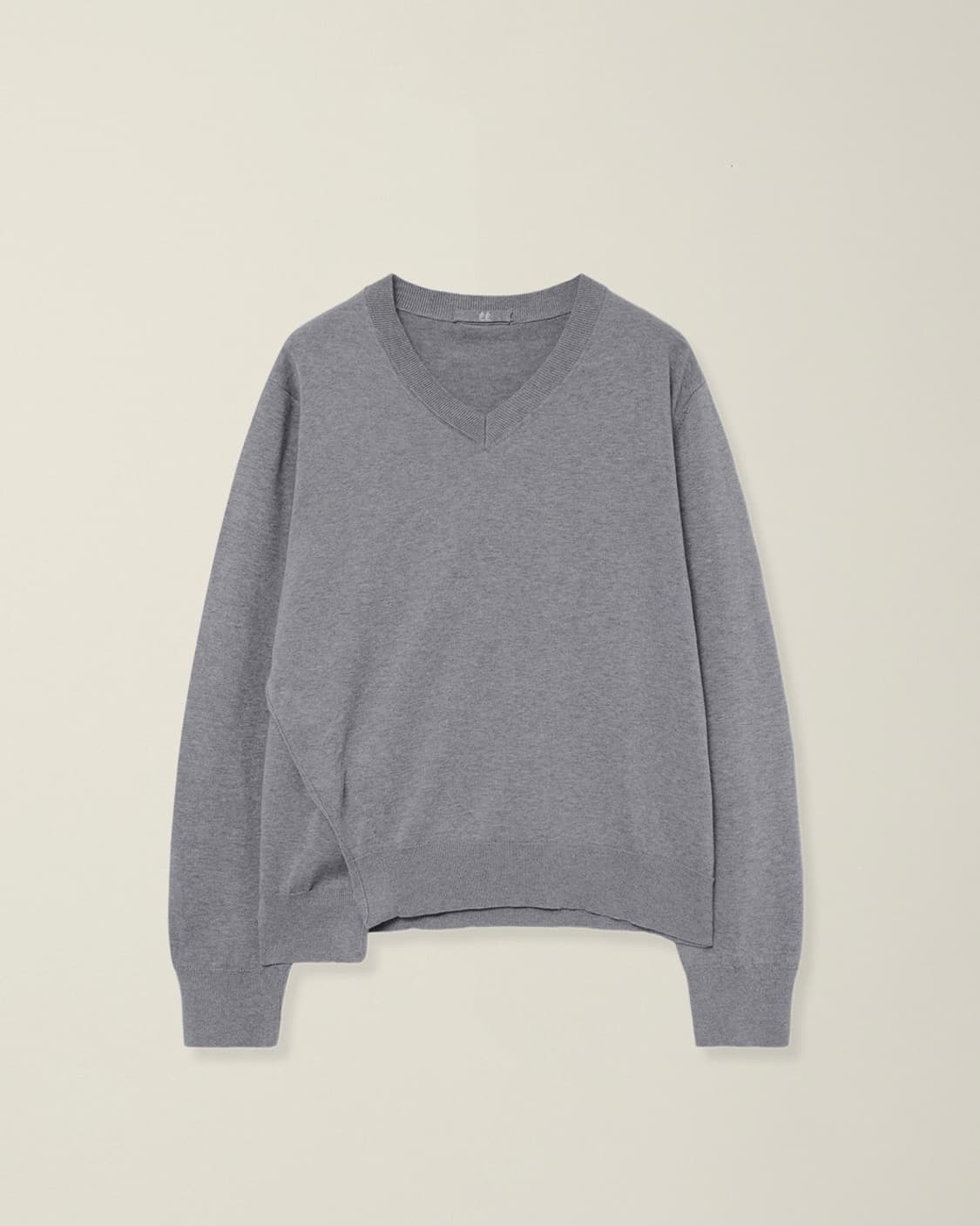 누마레 EE / SIDE CLOSURE V-NECK KNIT GREY 상품이미지3