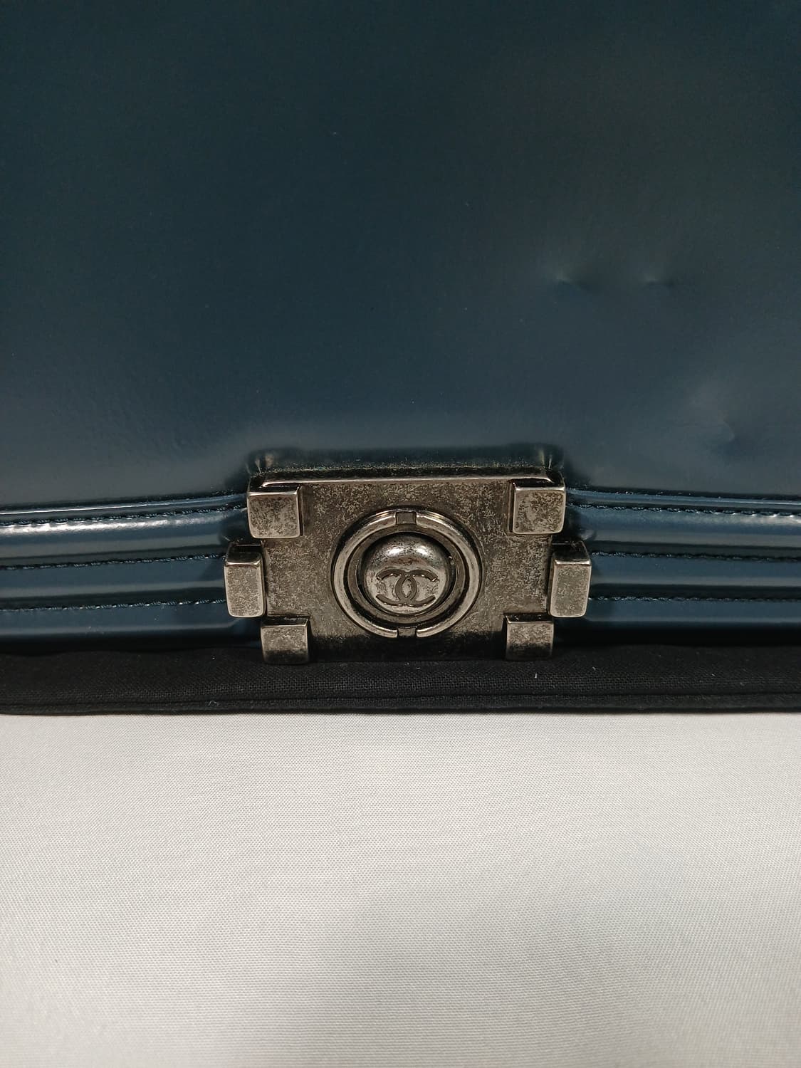 샤넬 시즌 보이백 미듐 21번대 A67086 상품이미지9