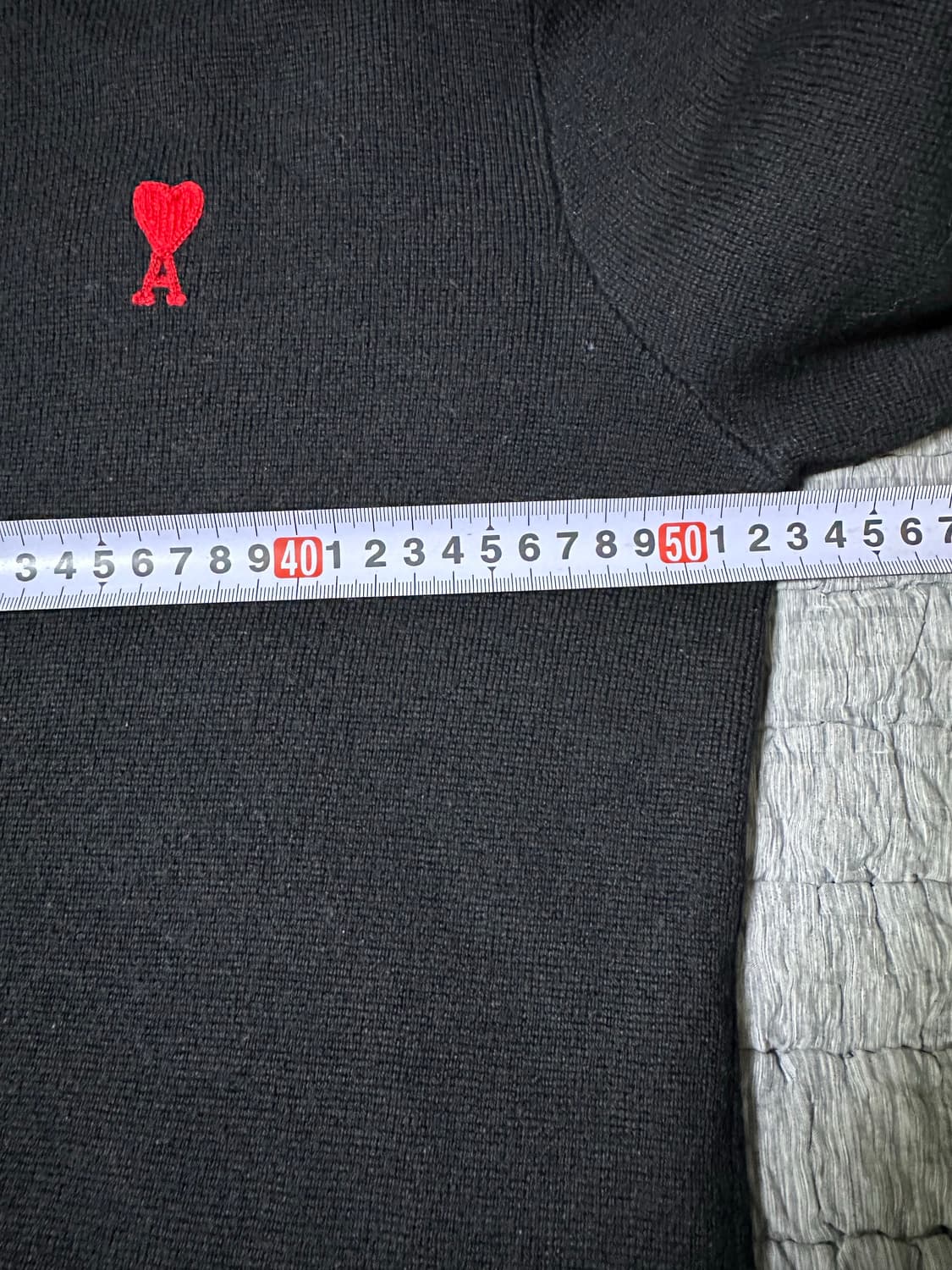 아미 스몰 하트 블랙 니트 상품이미지8