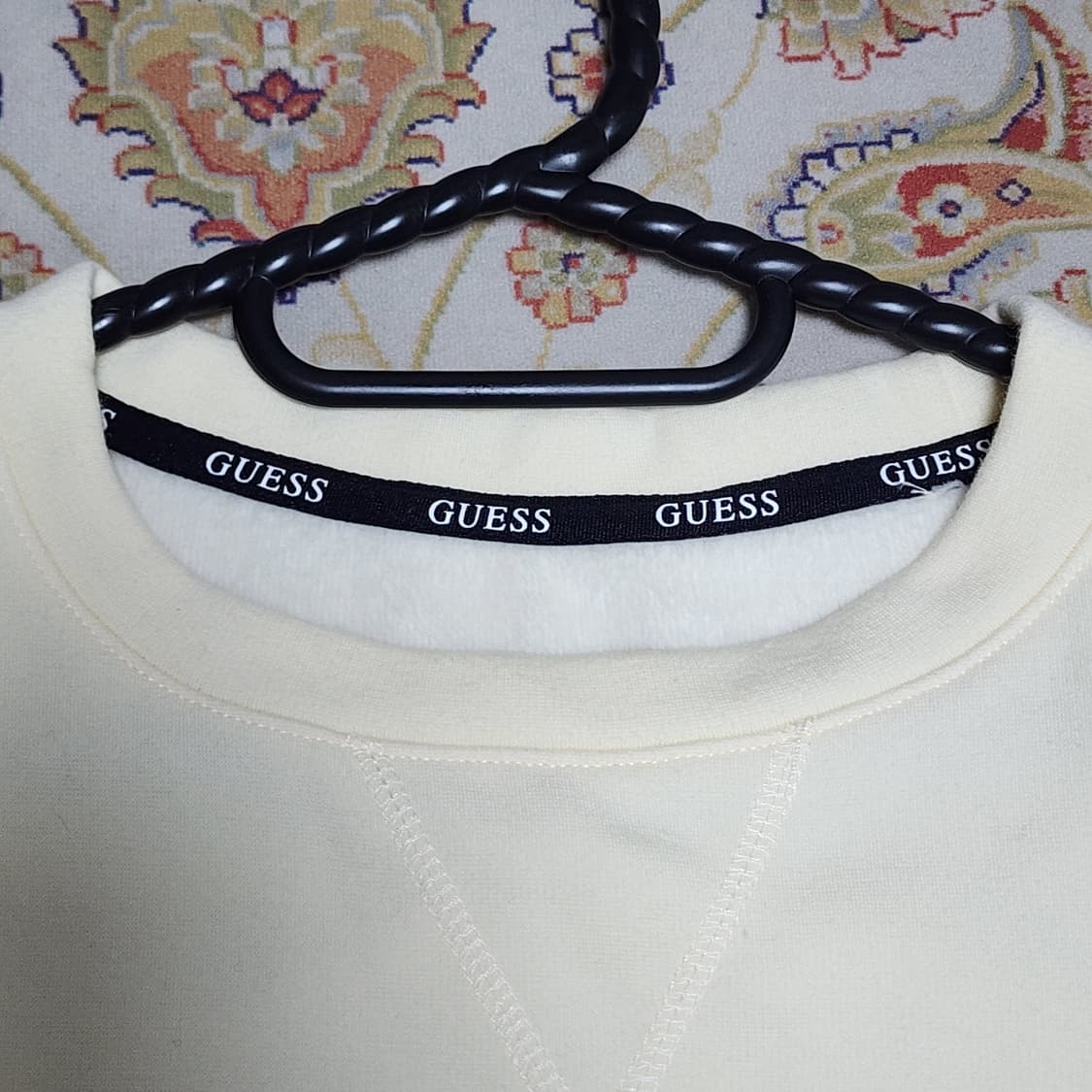 게스 여성 기모 맨투맨
S 상품이미지4