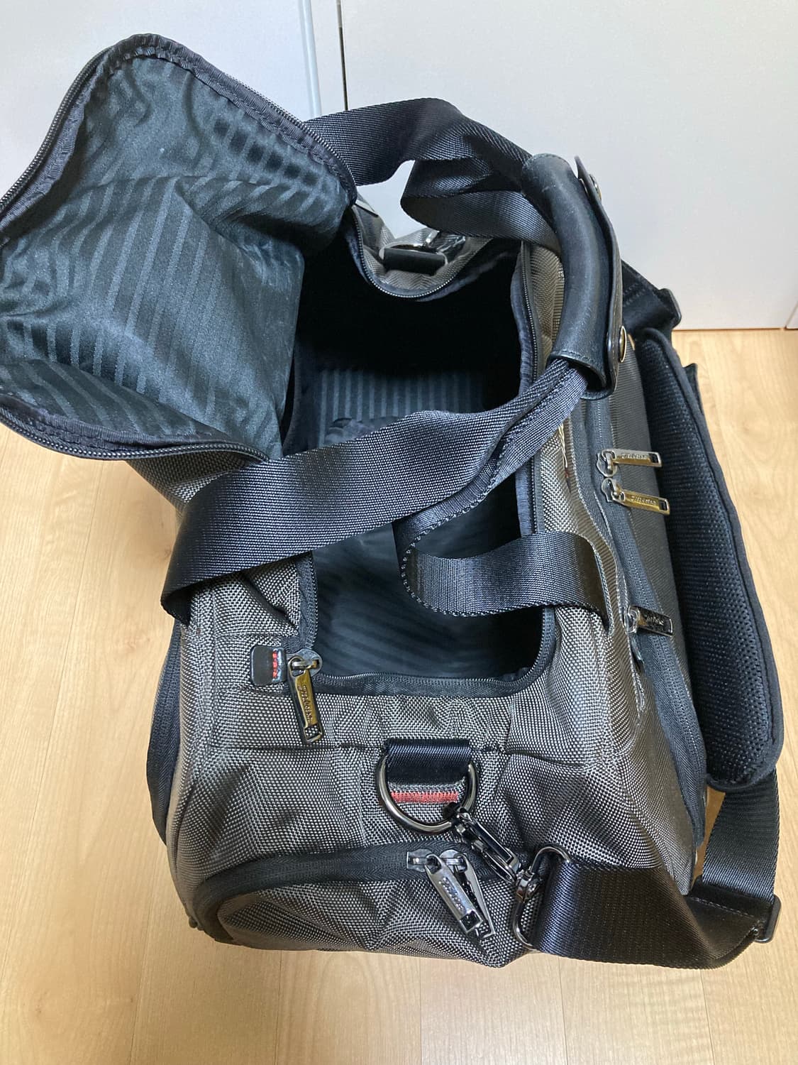 타이틀리스트 프로페셔널  더플백 보스턴백 골프가방 상품이미지4