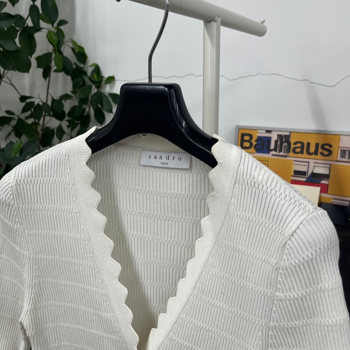 산드로 크롭 반팔 가디건 2 상품이미지2
