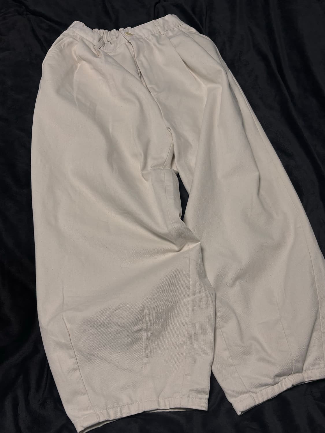 어반스터프 크림팬츠 상품이미지1