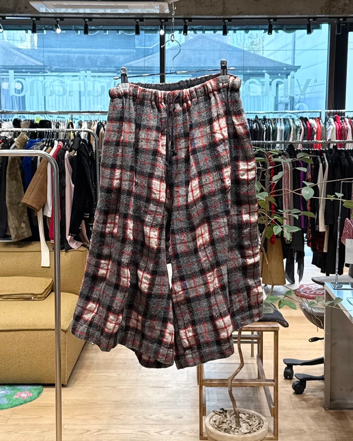 꼼데가르송 트리콧 AD2011 레드 그레이 체크 울 하프팬츠  상품이미지1