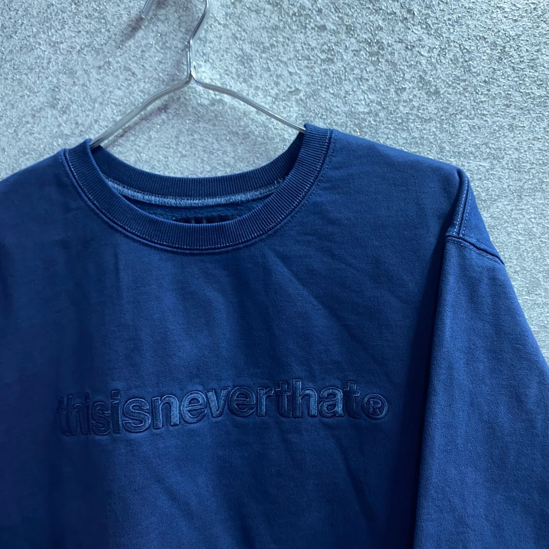 디스이즈네버댓 빅로고 네이비 맨투맨 B3202 상품이미지3