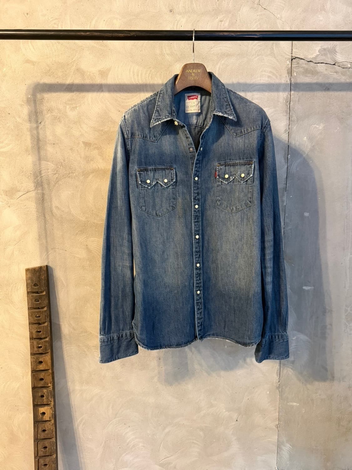 리바이스 웨스턴 데님셔츠 100 상품이미지1