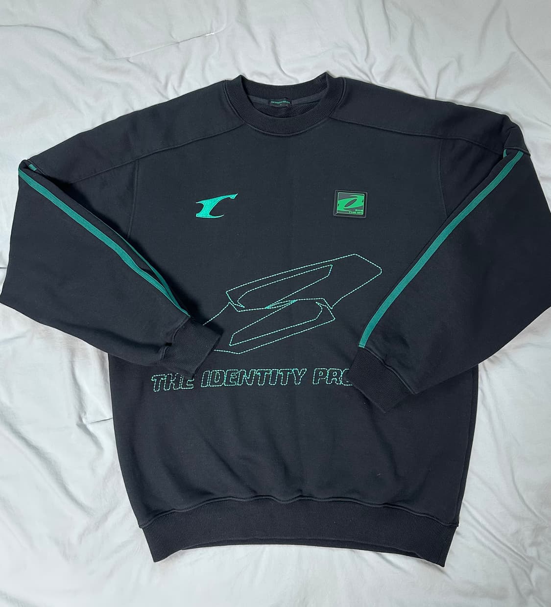 더 아이덴티티 프로젝트 맨투맨 상품이미지1