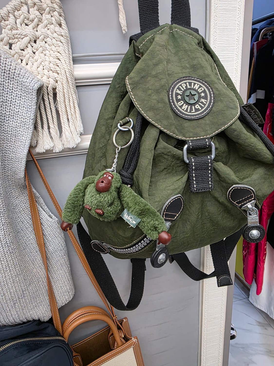 키플링 미니 백팩 카키 상품이미지1