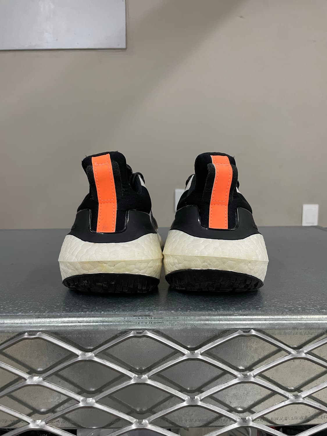 아디다스 울트라부스트 22 콜드 235 상품이미지3