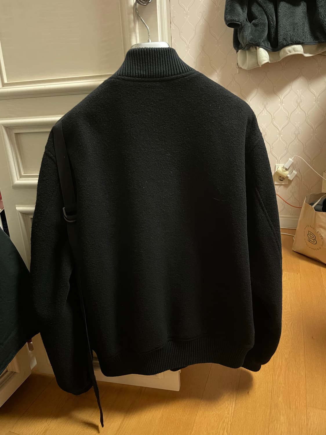 헬무트랭 봄버 상품이미지3