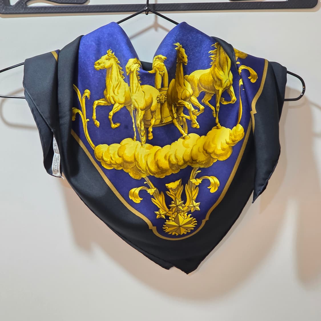 에르메스 스카프 까레90 코스모스 로얄네이비 상품이미지6