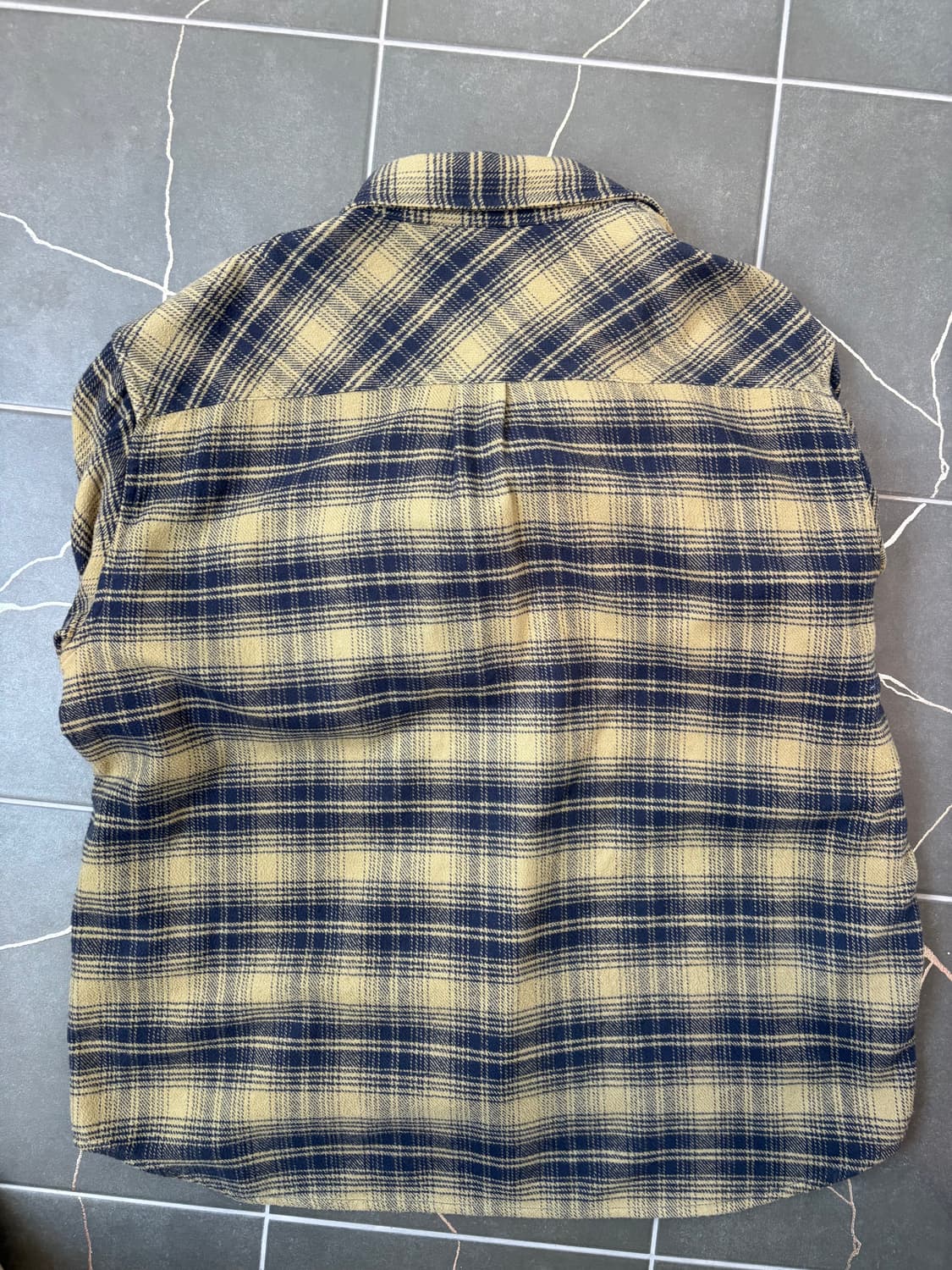 칼하트셔츠 상품이미지2