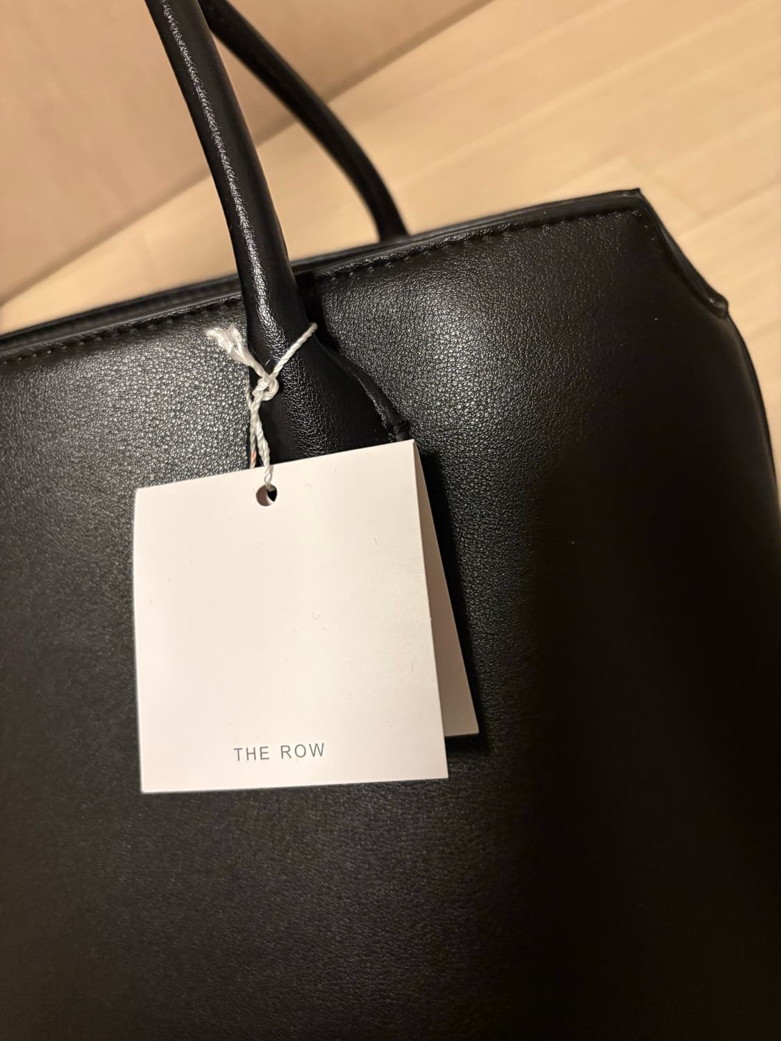 더로우 테라스백 상품이미지3