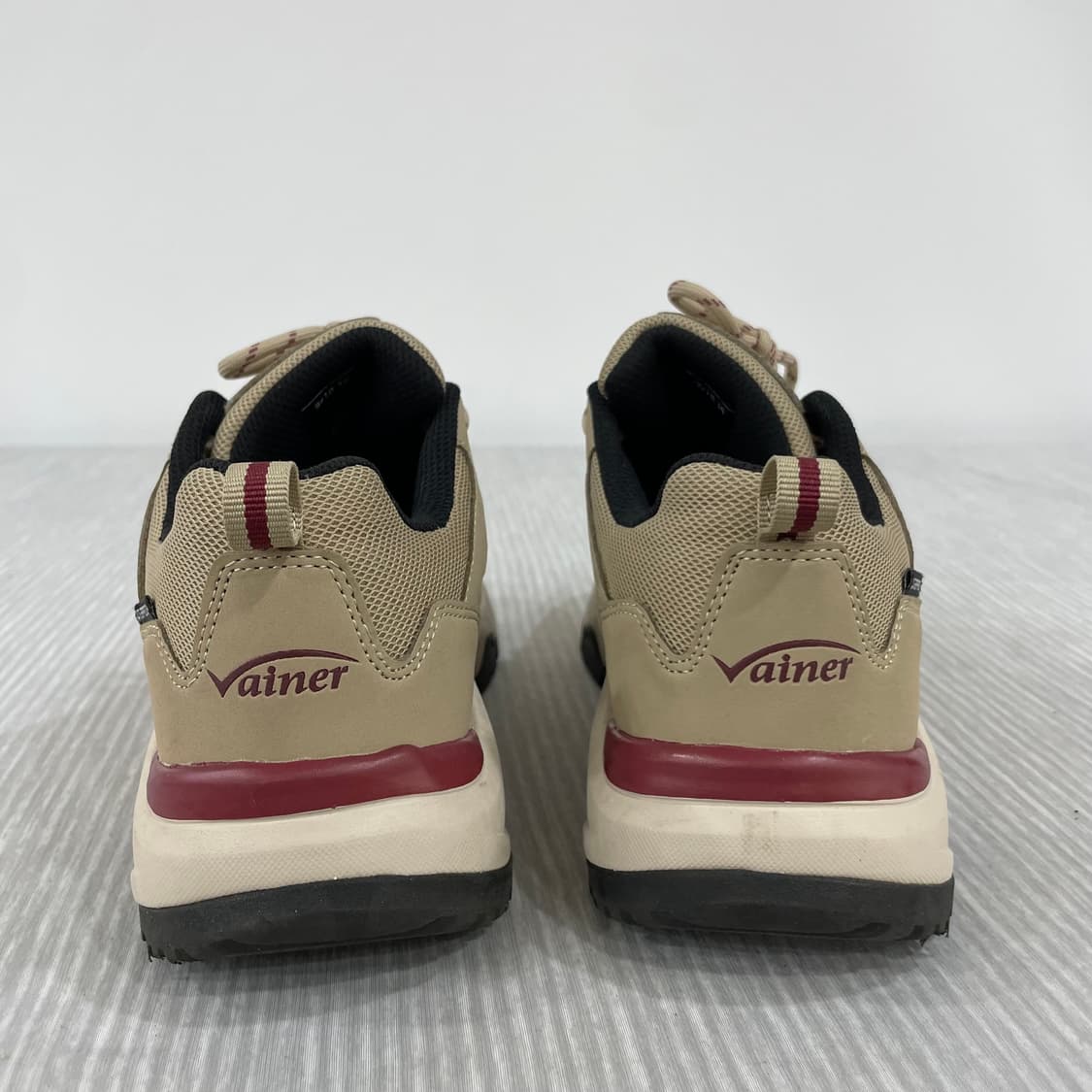844) Vainer 바이네르 등산화 240mm 상품이미지4