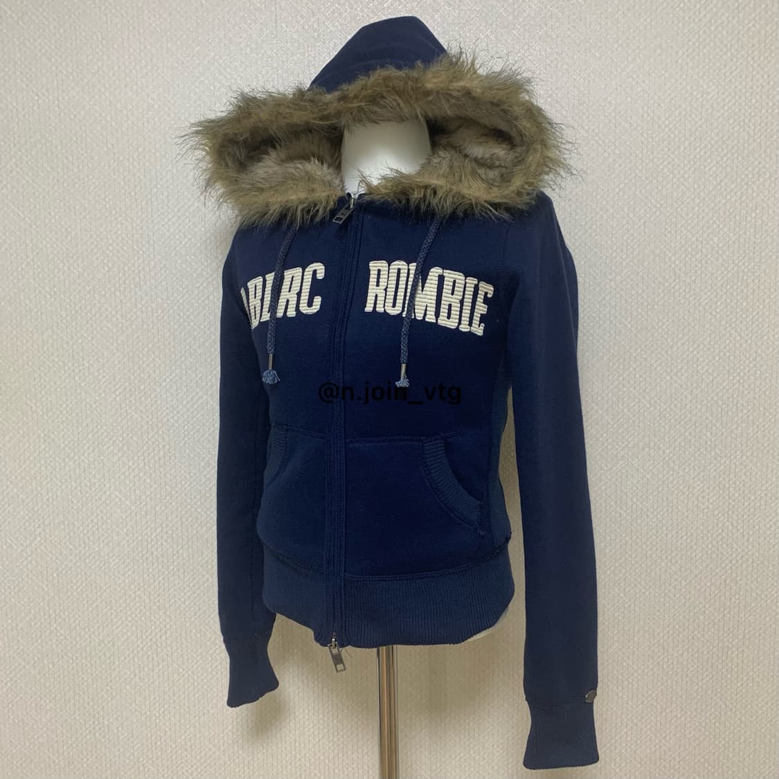 아베크롬비 네이비 울프죠 후드집업 상품이미지2