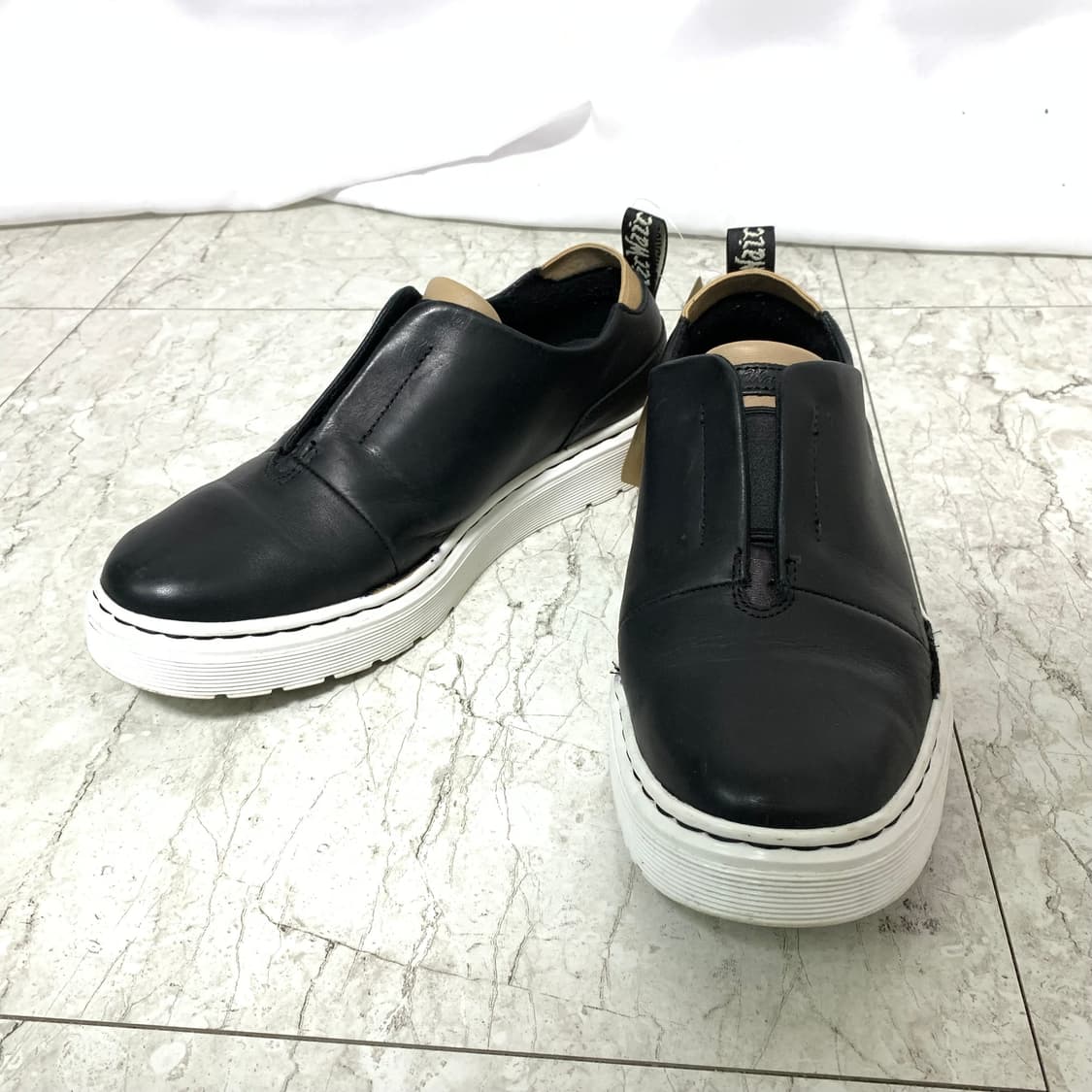 닥터마틴 슬립온 블랙 빈티지 스니커즈 255 상품이미지1