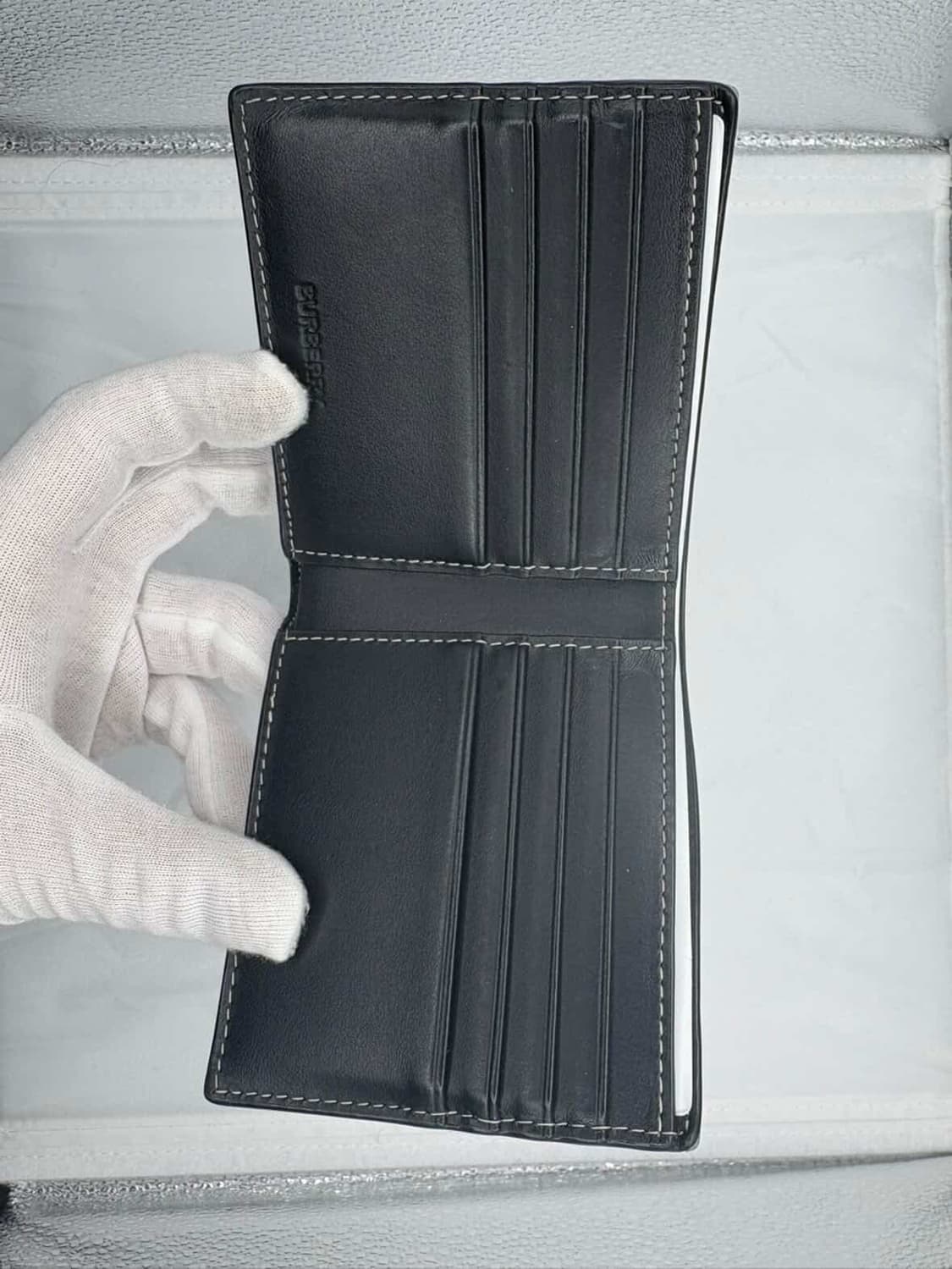 버버리 체크 반지갑 상품이미지3