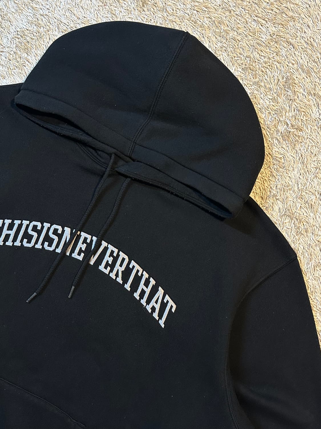 디스이즈네버댓 스펠아웃 아치로고 후드티 블랙 상품이미지2