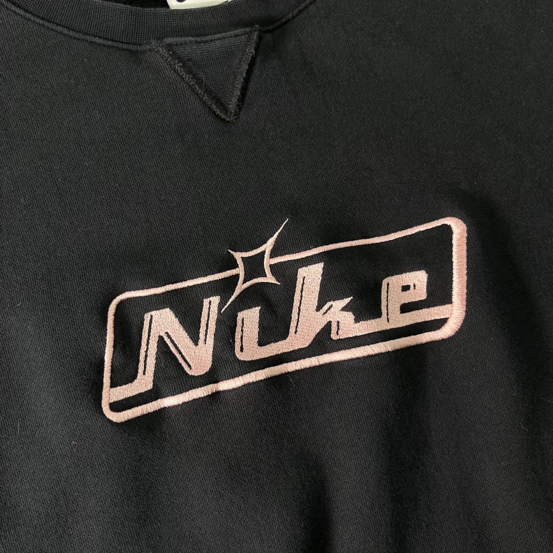 105 나이키 스펠아웃 오버사이즈 맨투맨 상품이미지2