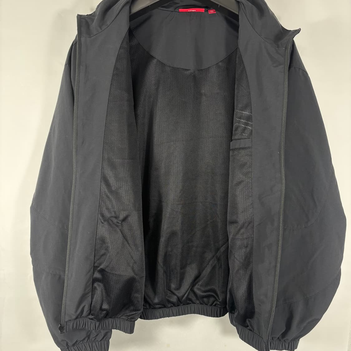 (25년크림판)슈프림 커브 트랙자켓 블랙 L 상품이미지8