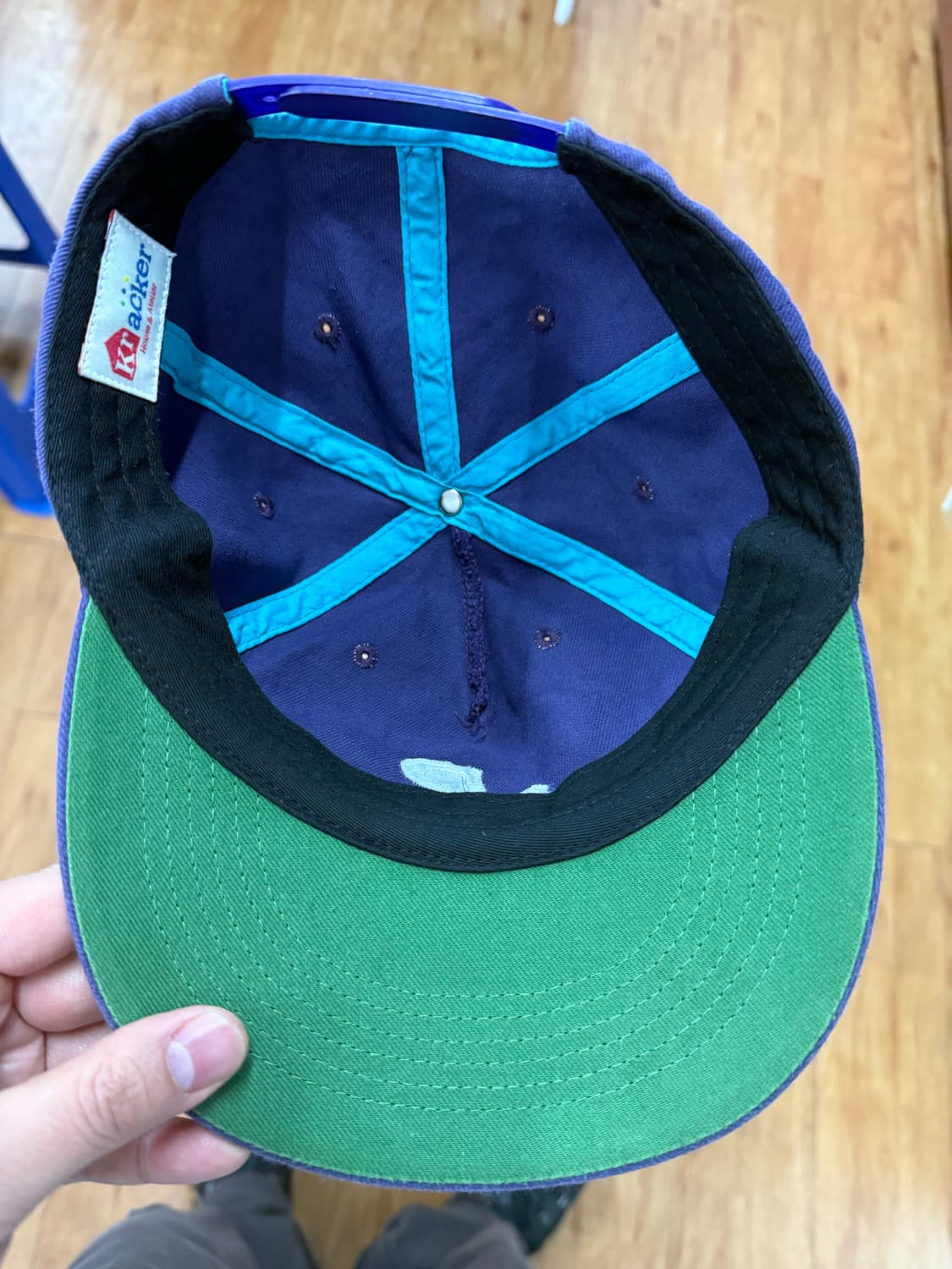 크래커하우스 아뜰리에캡 퍼플 팝니다 상품이미지7