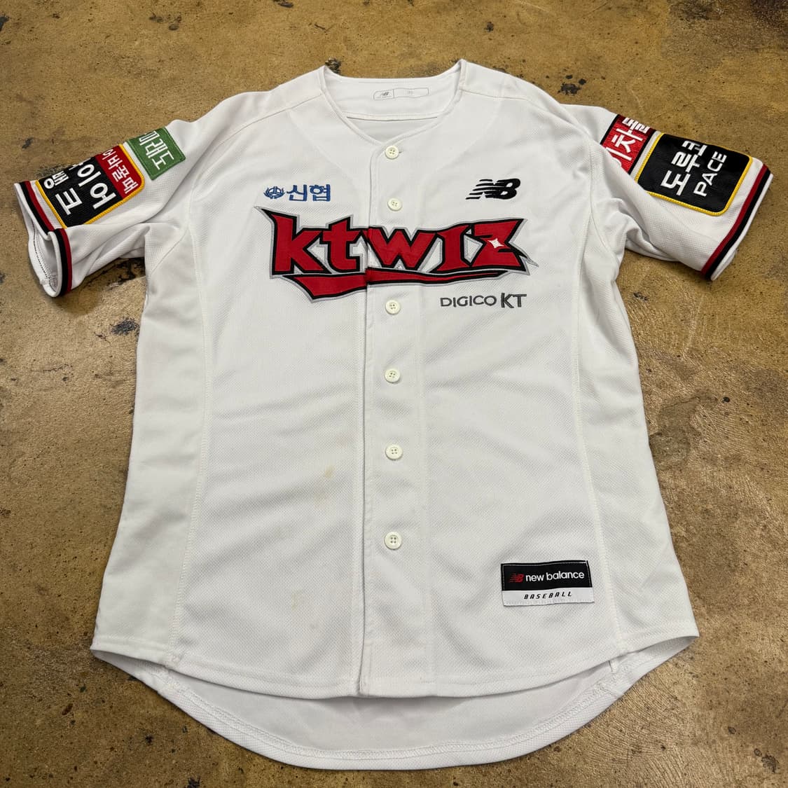 [95] KT위즈 뉴발란스 홈 유니폼 노마킹 b8 상품이미지2