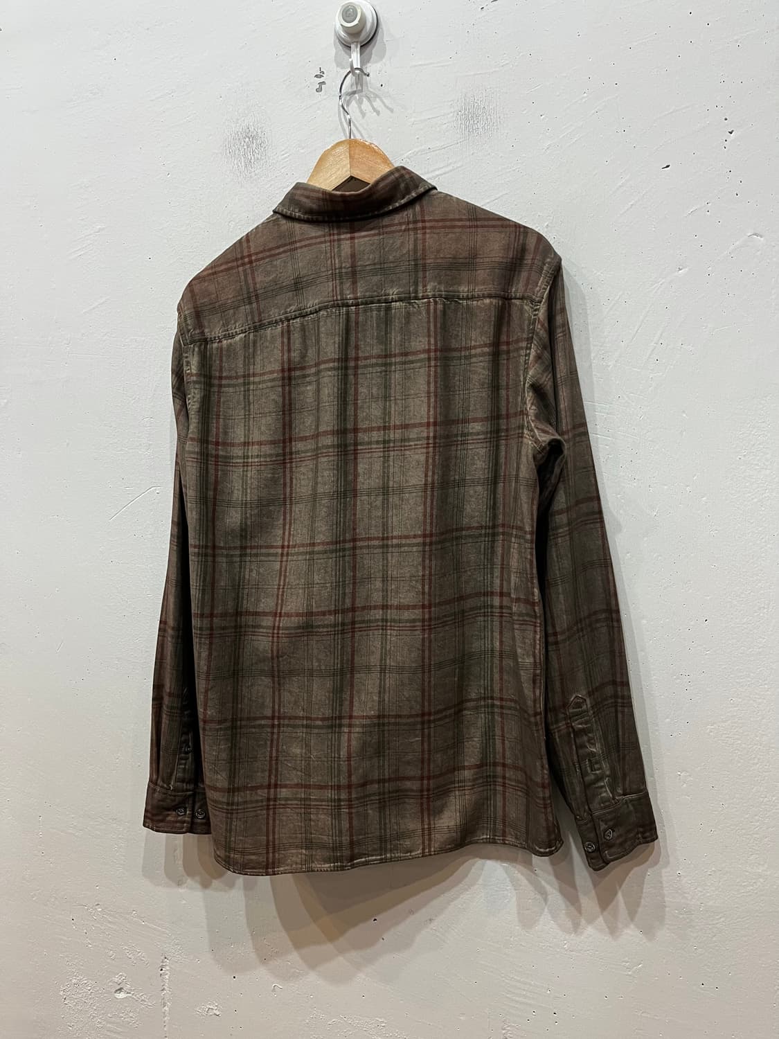 버커루 가먼트다잉 체크 셔츠  상품이미지4