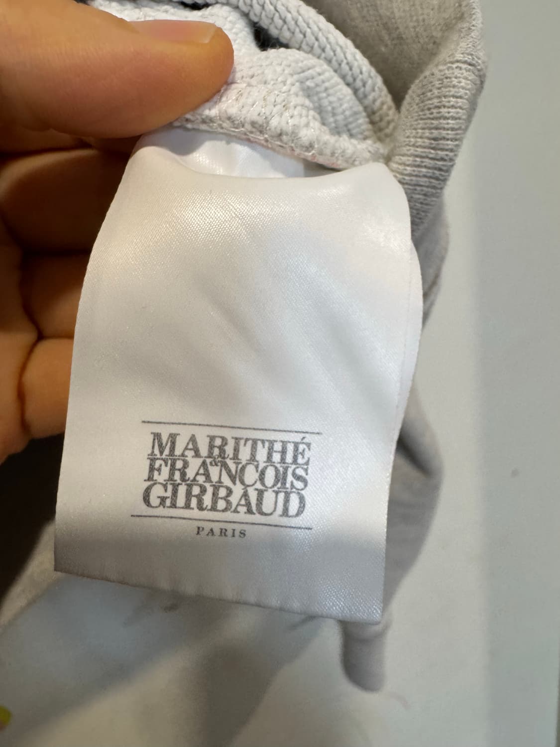 마리떼프랑소와저버 크롭 맨투맨 상품이미지6