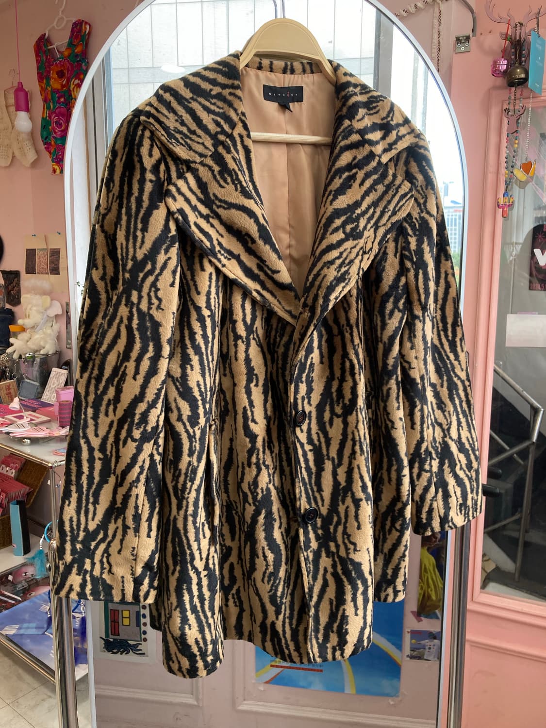 빈티지 벨벳 레오파드 미디 코트 상품이미지1