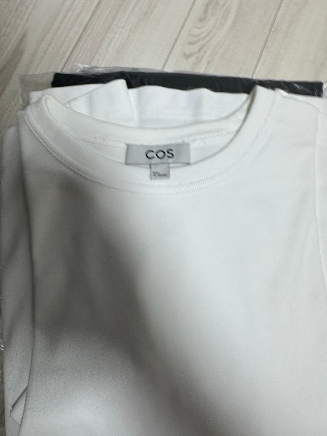 Cos 인터록 코튼 크루넥 티셔츠 L사이즈 블랙 네이비 화이트 상품이미지5