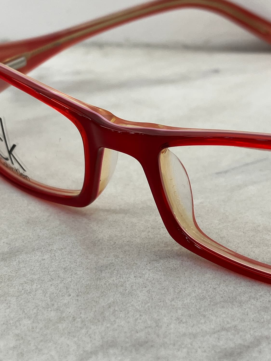 캘빈클라인 CK 케챱 레드 스퀘어 뿔테 안경 상품이미지5