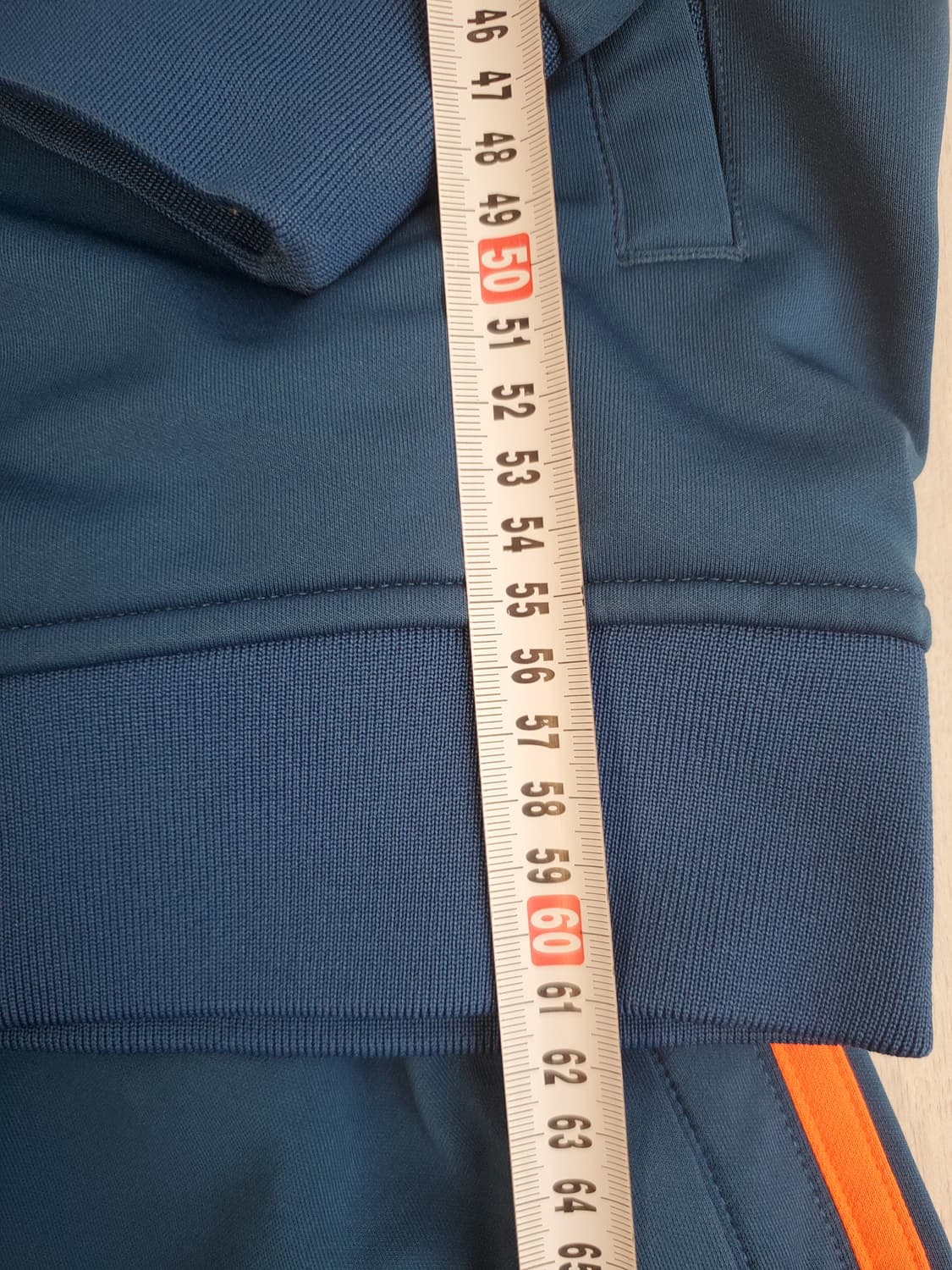 아디다스 마샬아츠 트레이닝복 세트 사이즈105(xl)

사진상 바지 로고 상품이미지2