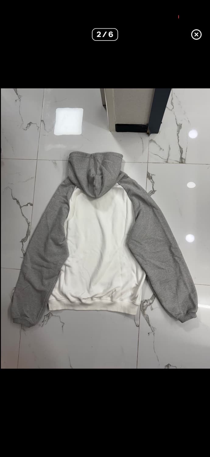 더뮤지엄비지터 베를린 exhibition 후드티 Free 상품이미지2