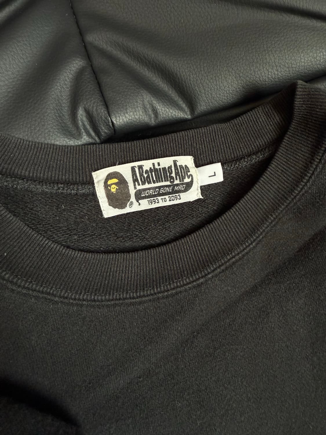 베이프 그라데이션 맨투맨 상품이미지3