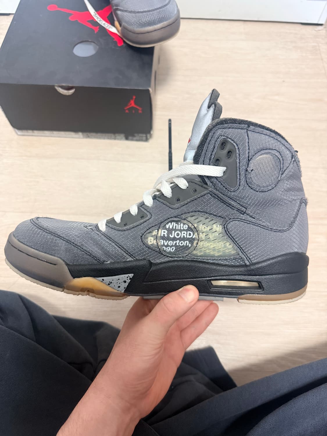 나이키 오프화이트 조던5 모슬린 280 상품이미지2