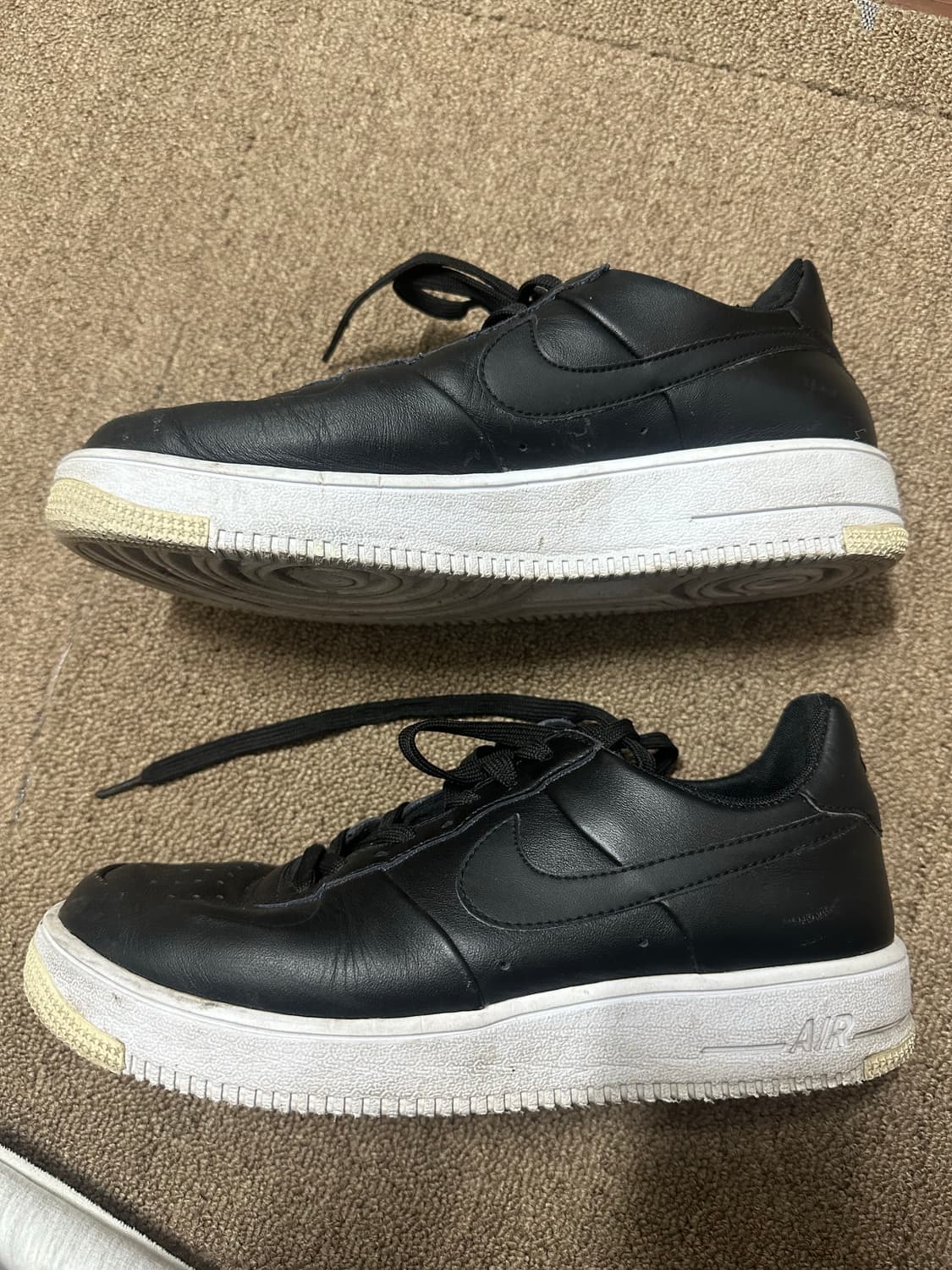 나이키 에어포스1 로우 울트라포스 레더 블랙 화이트 상품이미지2