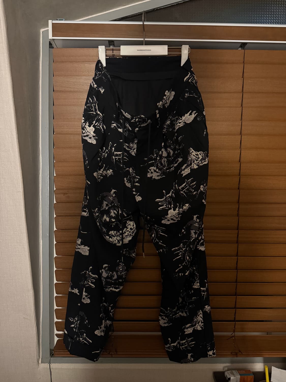 솔로이스트 카우보이 팬츠 18ss 상품이미지1