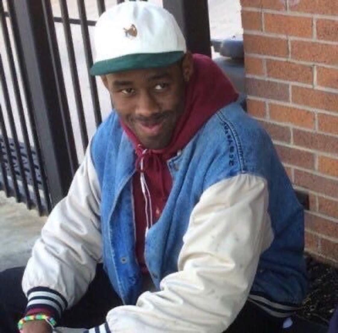 90s 프룻 오브 더 룸 데님 바시티 자켓 상품이미지1