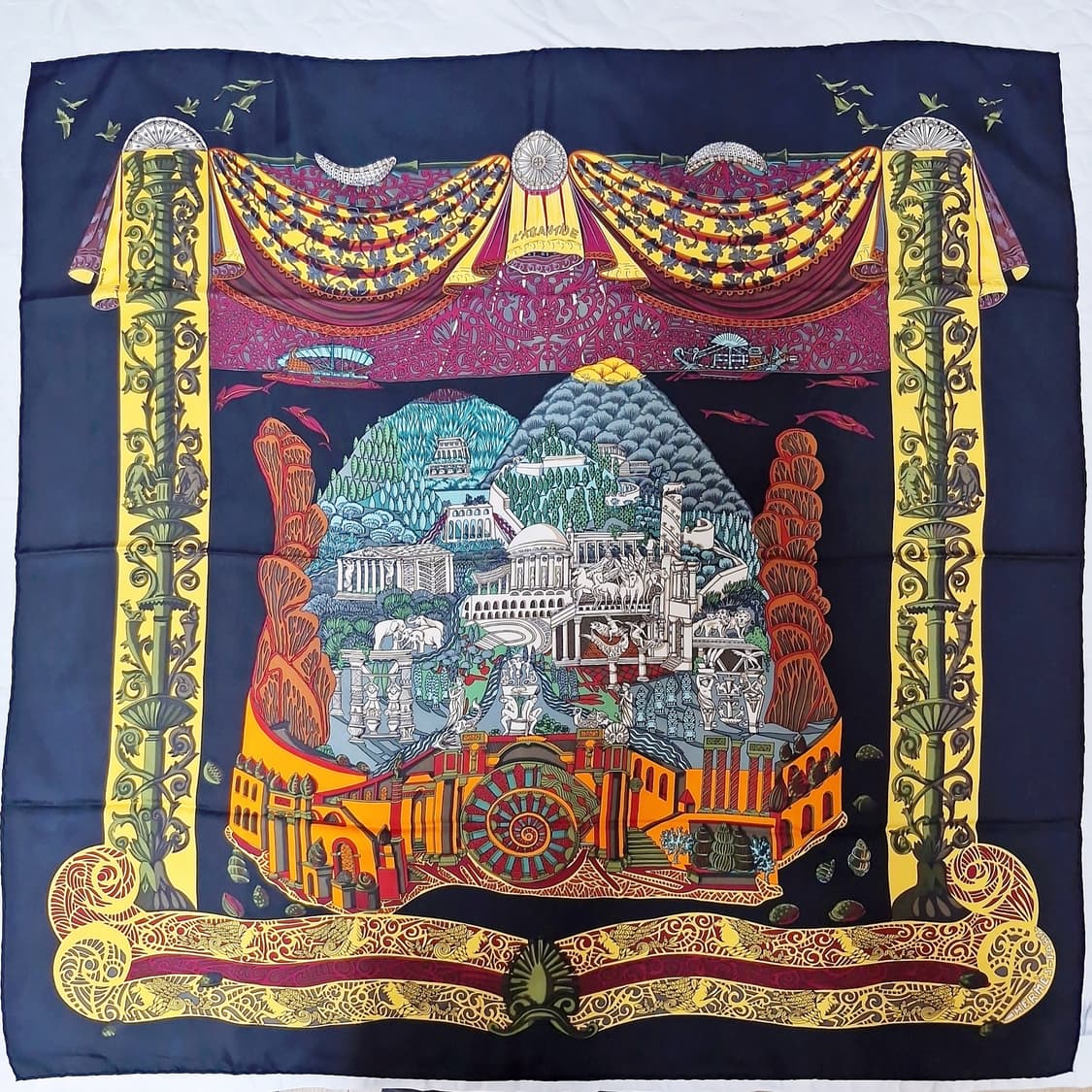 에르메스 까레 90 희귀 스카프 L' Atlantide 블랙 오렌지 레드 상품이미지1