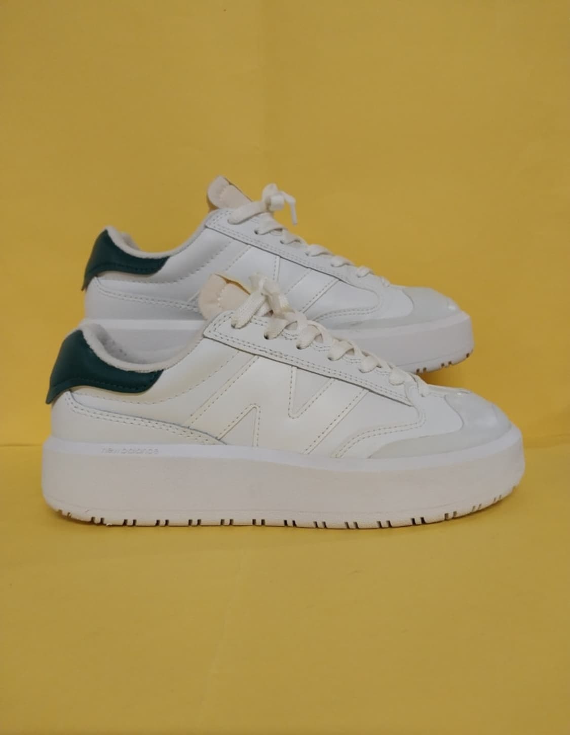 남녀공용 뉴발란스 CT302 화이트그린 운동화 (245) 상품이미지3