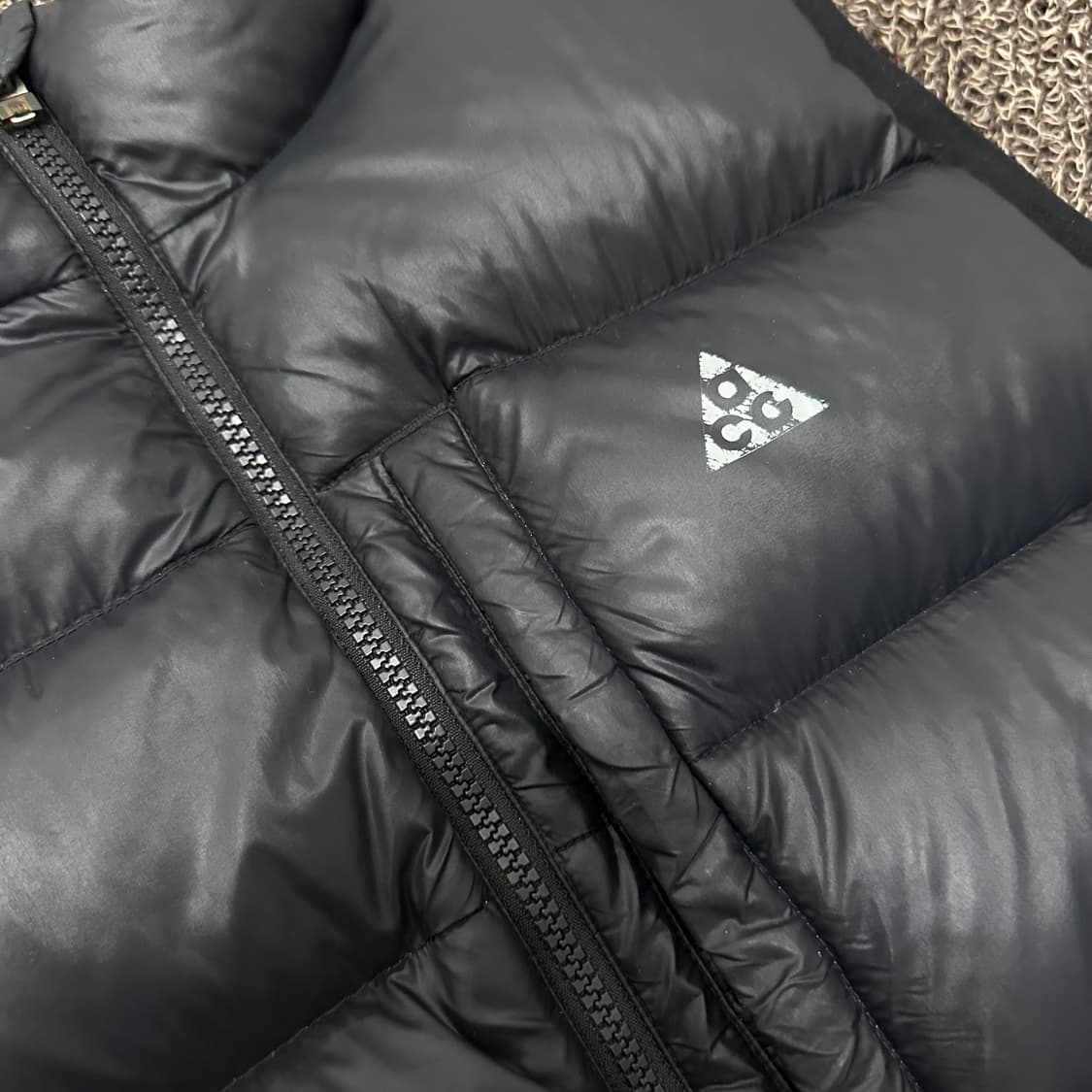 NIKE 나이키 ACG 구스다운 패딩 조끼 블랙 M 상품이미지4