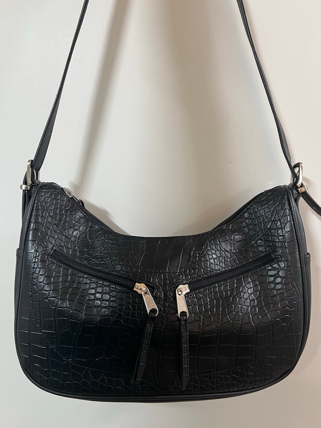 IUGAMAKARAS 파이톤 레더 크로스백 상품이미지1