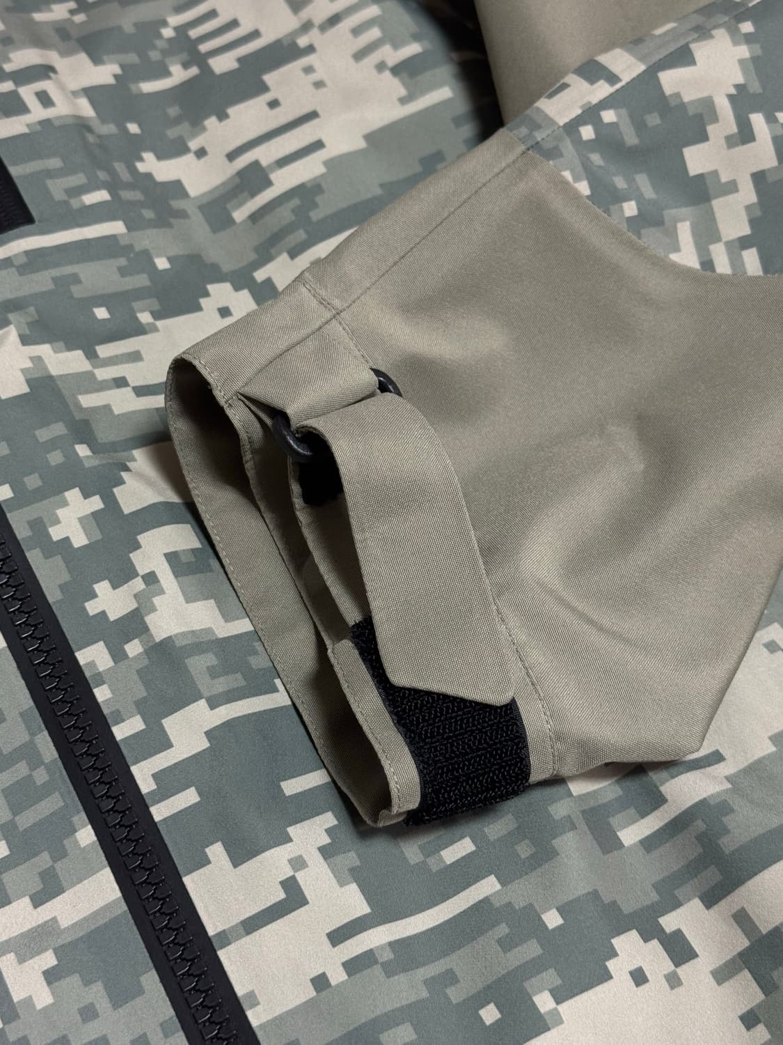 [XL] 스투시 고어텍스 가이드 쉘 자켓 디지 카모 카키 상품이미지6