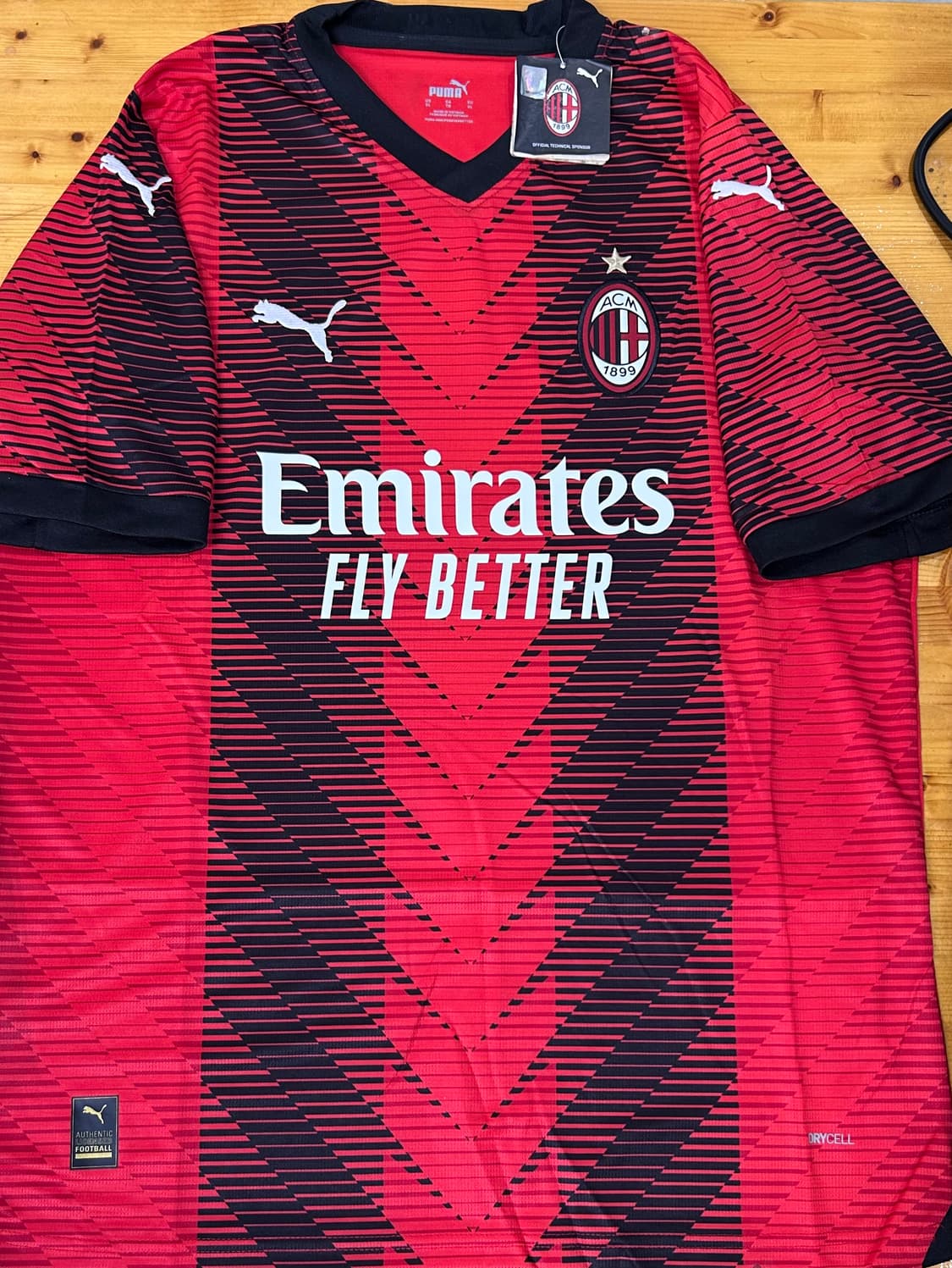 23-24 AC밀란 홈 유니폼 XL 상품이미지1